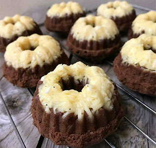 putu ayu coklat keju